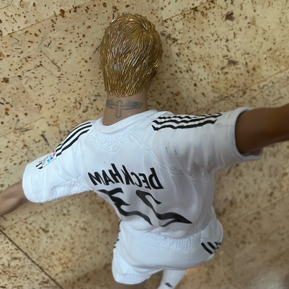 David Beckham Real Madrid Figure FT Champs 12 Inches 30 cm #23 Siemens READ DES! - Picture 9 of 10